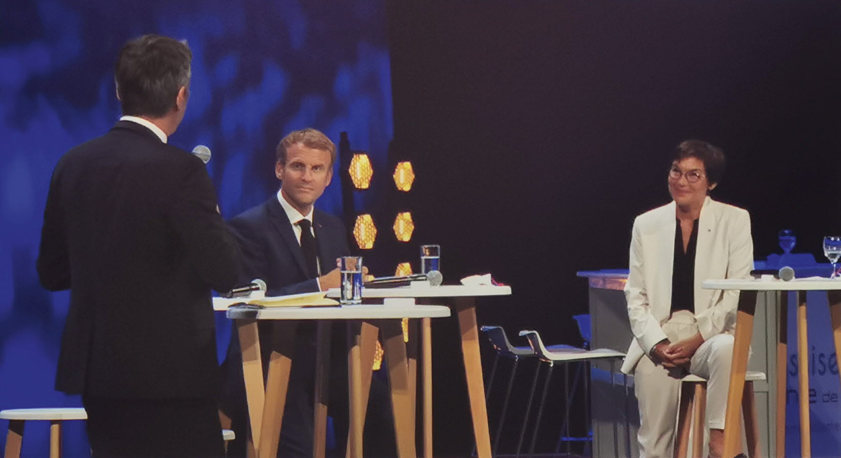 Pierre Bahurel avec le Président Emmanuel Macron et l'ancienne ministre de la Mer, Annick Girardin, aux Assises de l'économie maritime à Nice fin 2021. DR